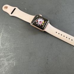 Watch Series 3 (GPS) 38mm Aluminum Case