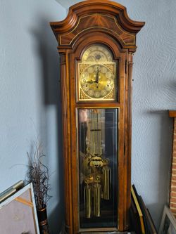 Grandfather clock 84 in