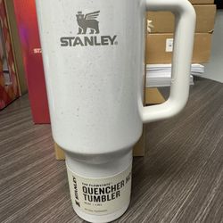 Stanley 40oz Quencher - Iridescent White