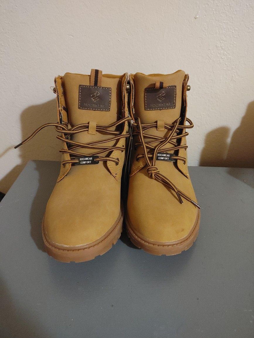 New Rocawear Boots Size 10 Mens 