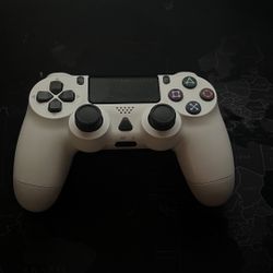 White PS4 Controller 