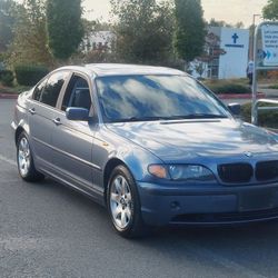 2002 BMW 325i