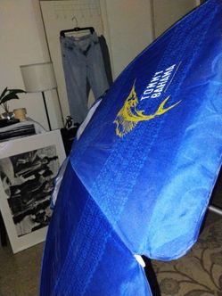 Beach umbrella pickup only