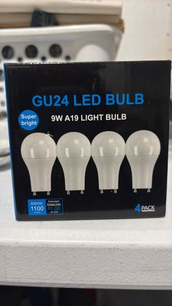 GU24 LED Light Bulbs 9W A19 4-Pack