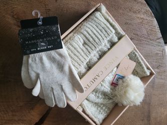 Hat Scarf Gloves Set NEW