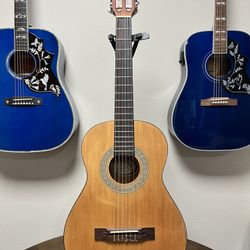 Squier Mini Parlor Classical Jr Size Acoustic Guitar Great Gift Idea
