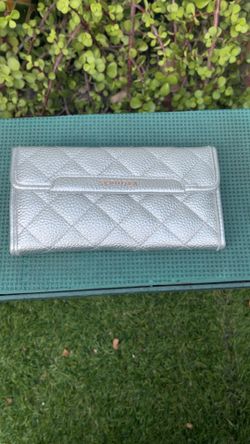 Sephora Metallic Silver Quilted Travel Makeup Brush Organizer Case