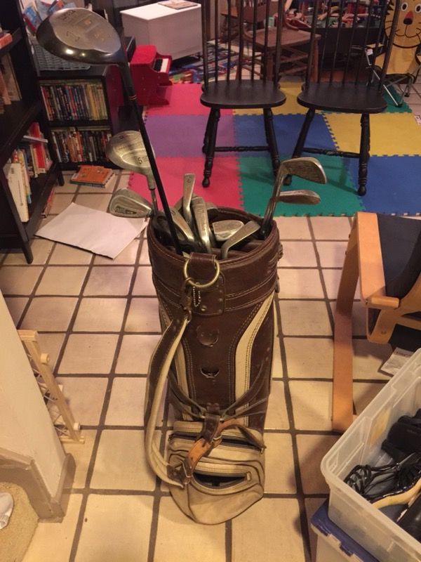 Vintage Burton of Jasper Alabama golf bag and assorted clubs