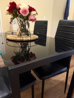 Dining Table with 4 Chairs