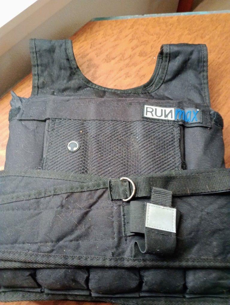 50 Pound Weight Vest Removable Weights Great Condition