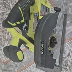 RYOBI SAW