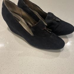 Dana Buchman Wedge Heels, Size 9
