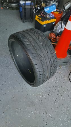 Barely used new tire 295/25z/R22