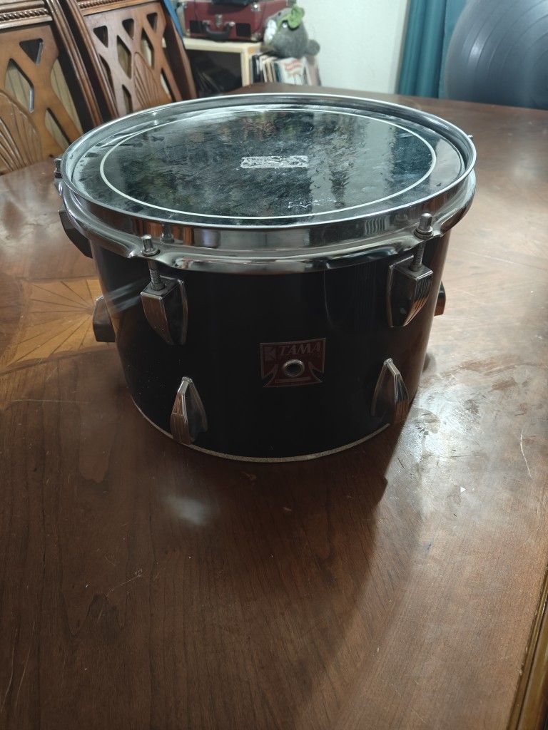 Tama Drum And Mounting Hardware