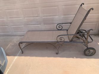 Cast Aluminum Patio Chaise Lounge