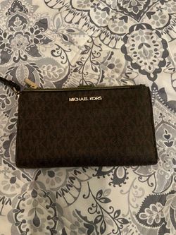 Michael Kors Brown Signature Wristlet Wallet