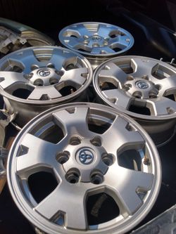 Toyota wheel 6 lug Tacoma and 4runner