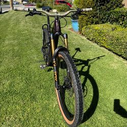 2025 Levo SL ohlins