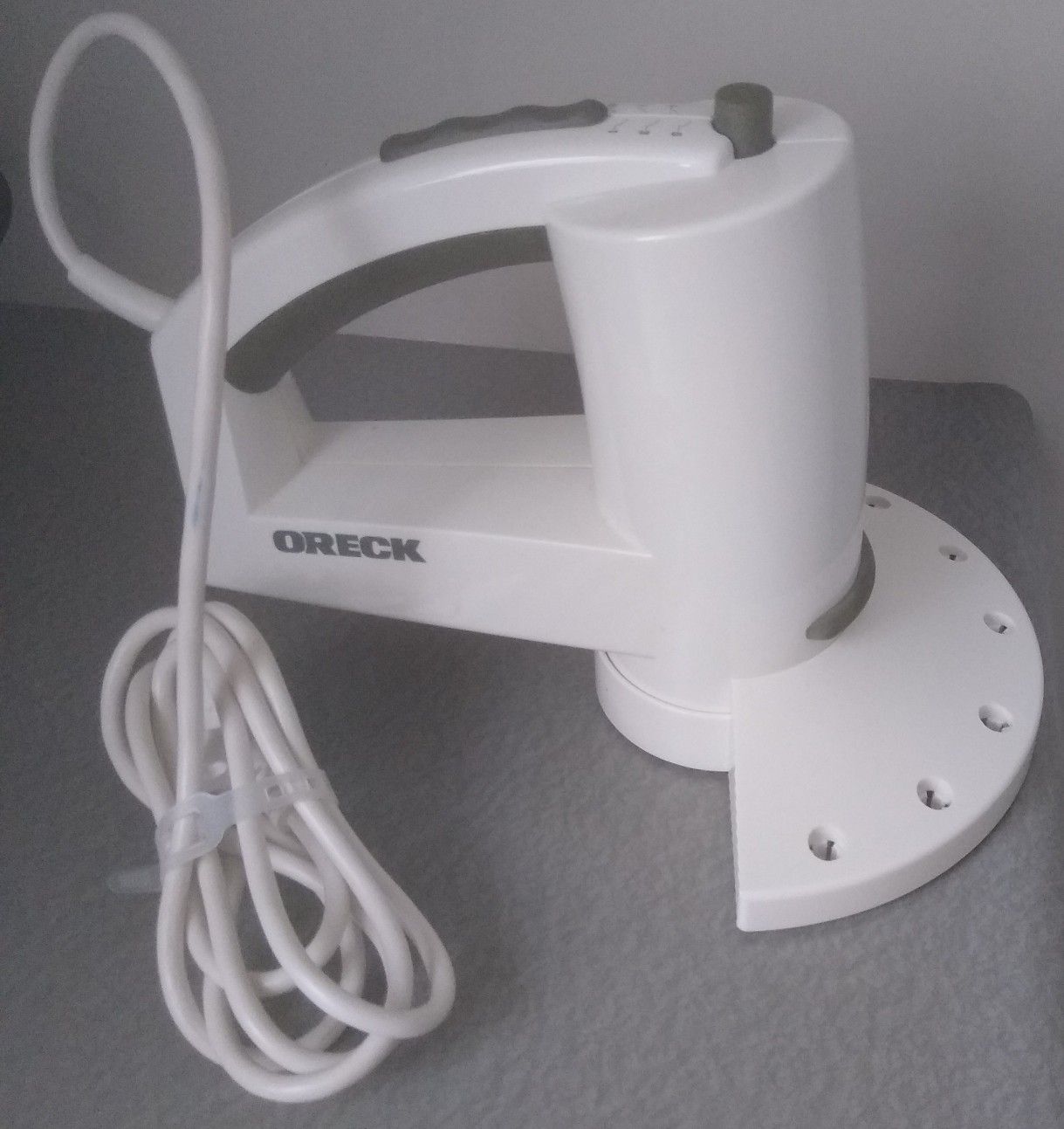 ORECK MKT 800 Vertical 5 Speed Hand Held Mixer with Caddy Stand - New - Never used $45 OBO