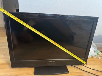 Dynex 32” tv with remote and manual