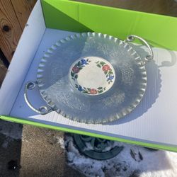 Vintage Cromwell Handcrafted Aluminum Tray with Ceramic Dish incert 17 round, $15