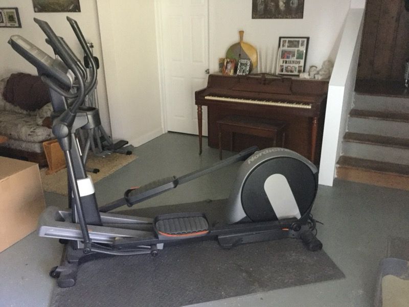 NordicTrack E7.5 elliptical trainer