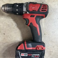 Milwaukee M18 1/2” Hammer Drill with 5.0Ah Battery – Model 2607-20