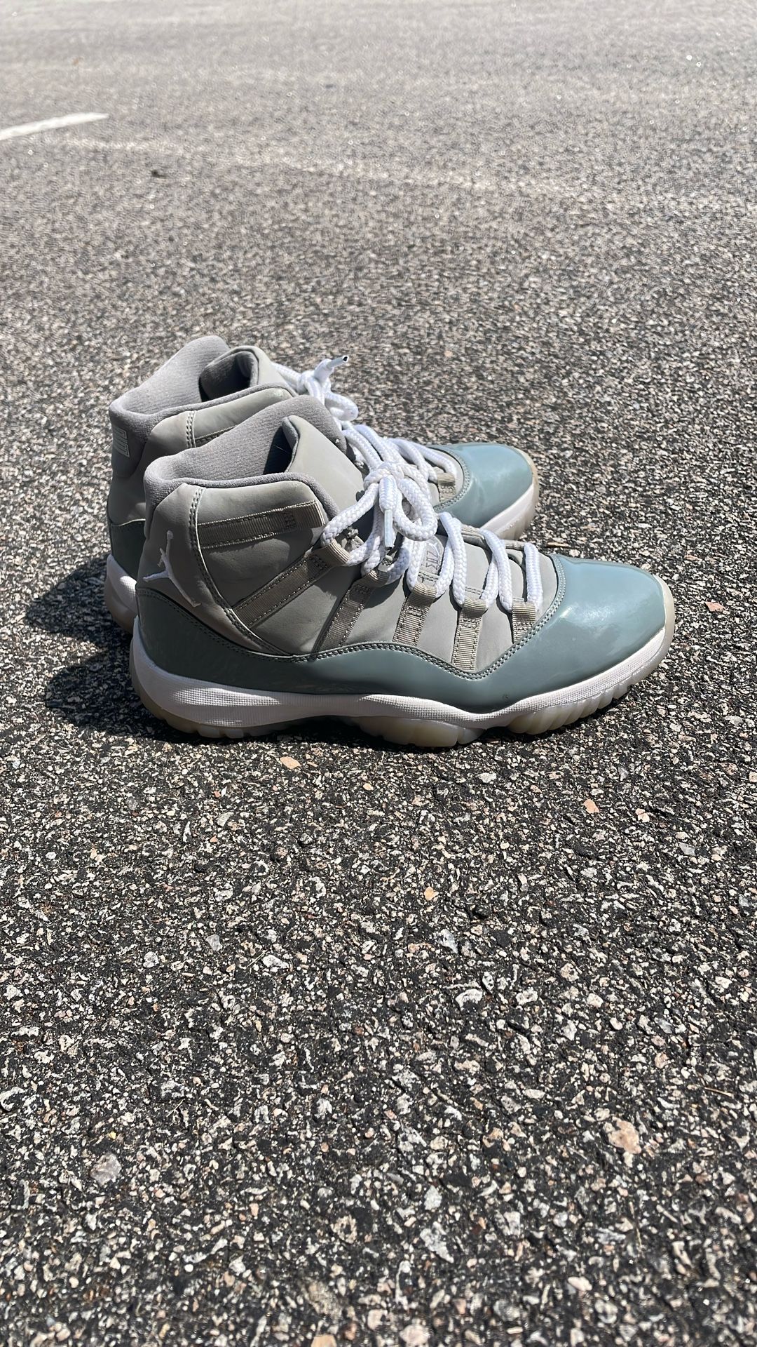 Size 8 Cool Grey Jordan 11s 2010