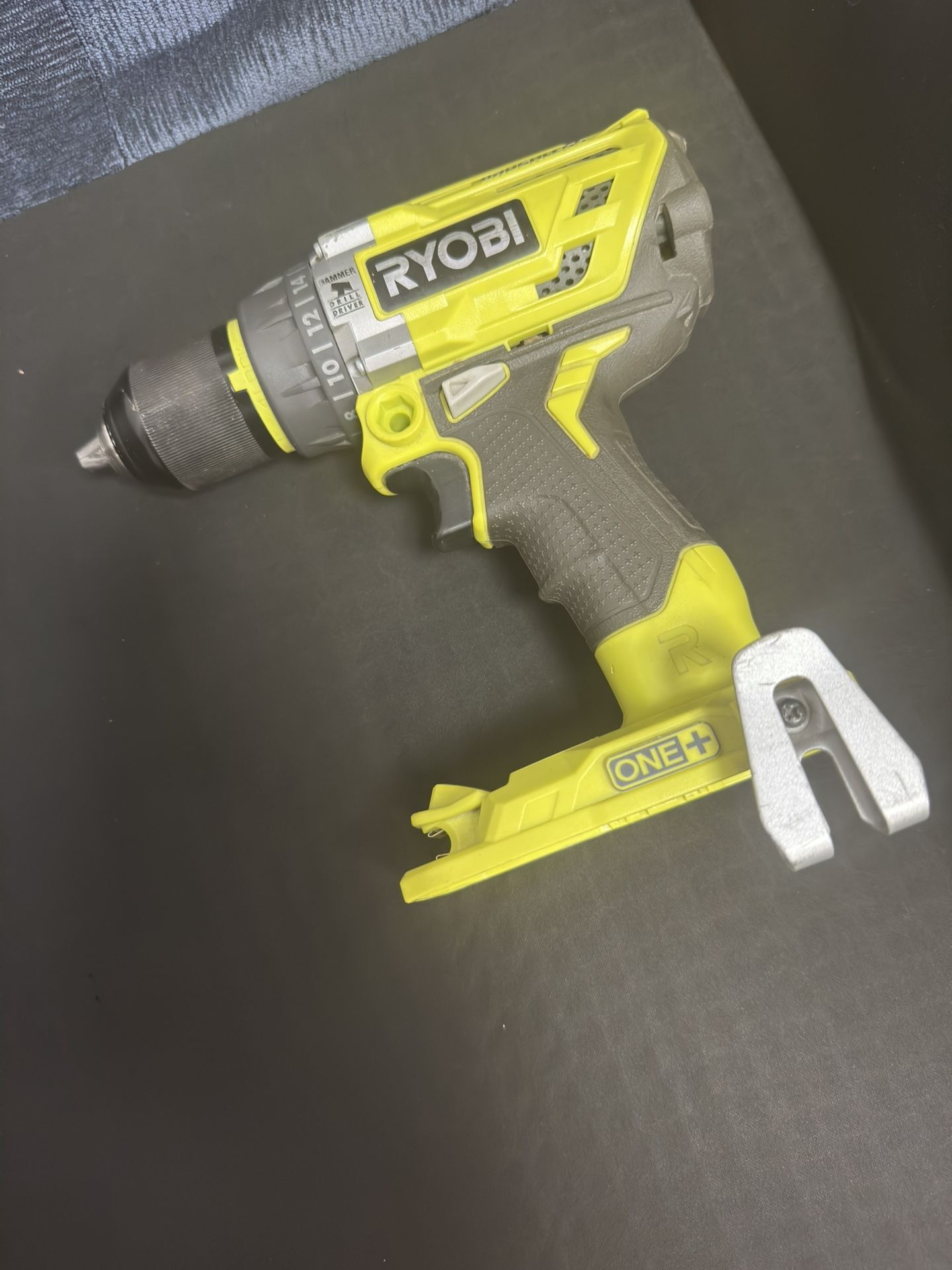 Ryobi ONE+ 18V Lithium-Ion Cordless 1/2 in. Drill/Driver