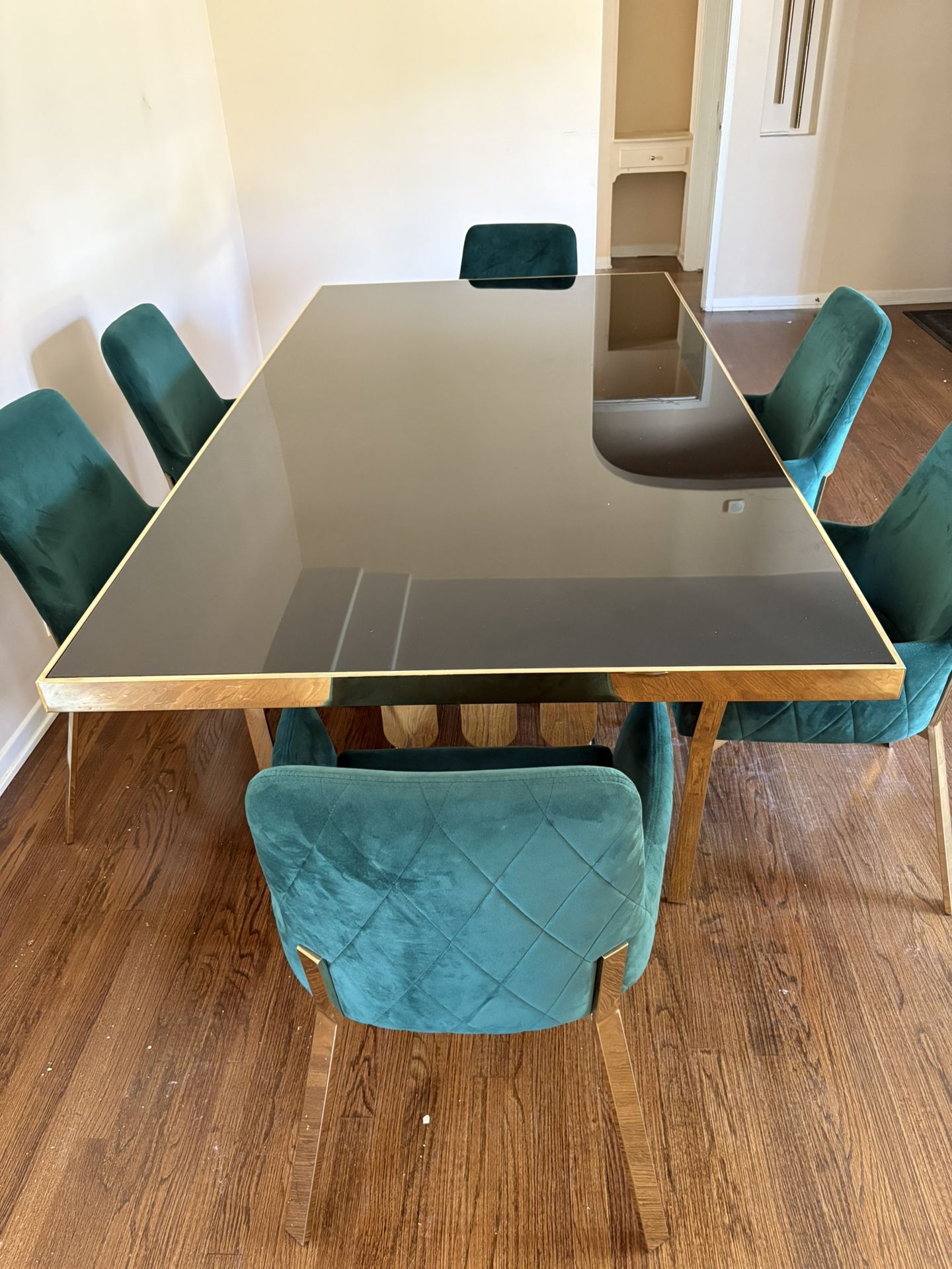 Dining Table With Chairs