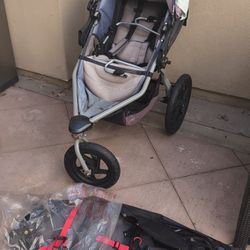 BOB stroller comes with New Seat