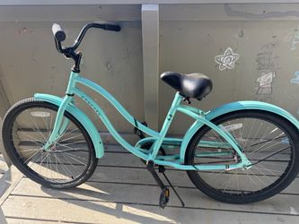 Bike - used Walmart - needs new tires or air