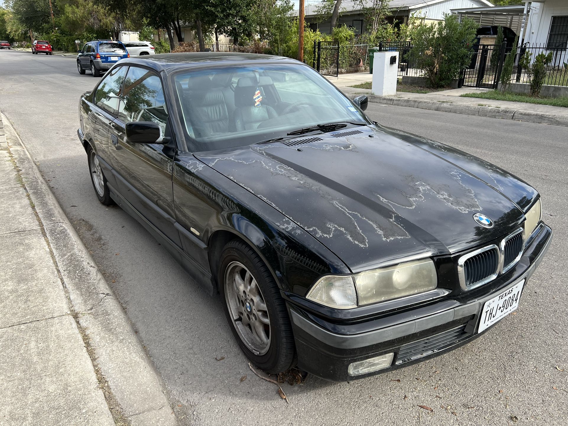 1999 BMW 323i