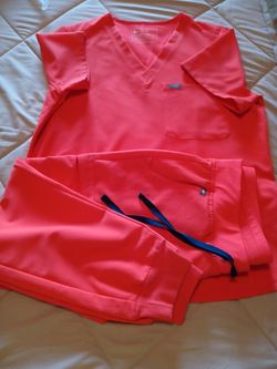 Woman's FIGS Scrub Pants And Top