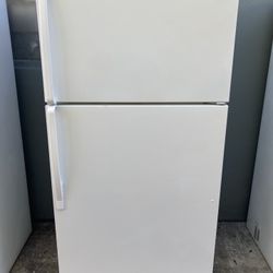 Whirlpool Refrigerator 33W66H Everything Works Good 1 Month Warranty delivery Available 