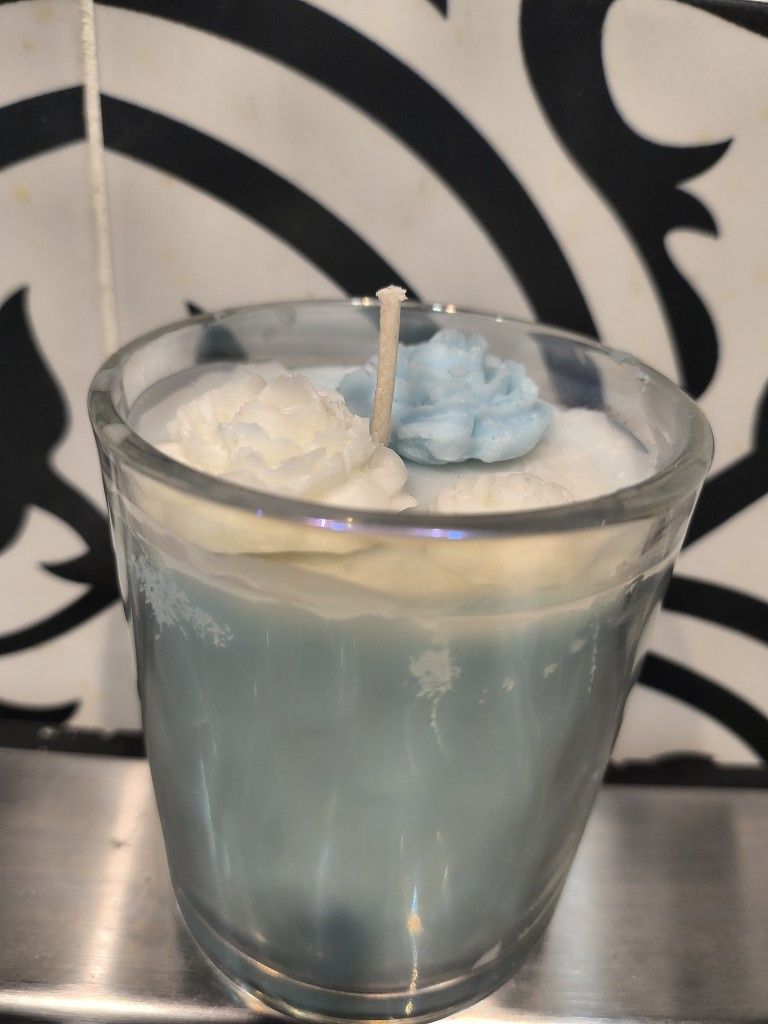Scented Candles Clean Breeze And Downy