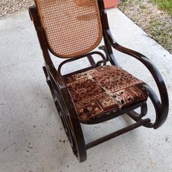 Beautiful  Chair From None Pets Home 