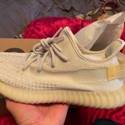 Adidas Yeezy 350 Light 9.5