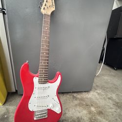 Fender Squier Mini Stratocaster Electric Guitar (Dakota Red)