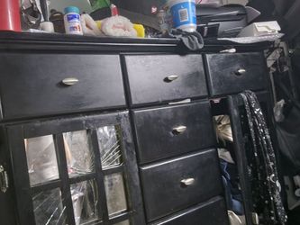 Big dresser $30