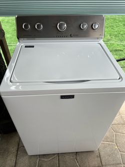 Washer Maytag in working condition