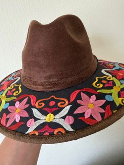 Ladies hat