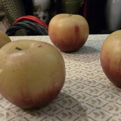Awesome Candle Holders. 4   Apples With Wicks