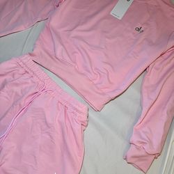 Alo Yoga Crewneck Sweater And Shorts Set