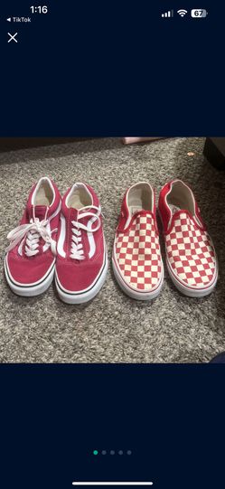 2 size 7.5 women’s Vans