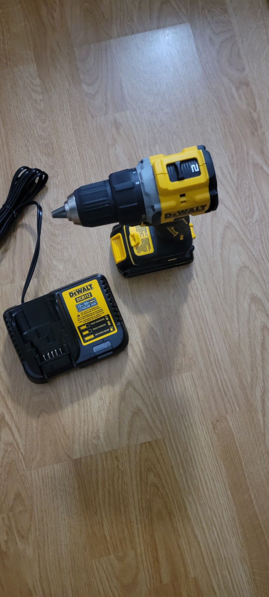 Dewalt Drill Bateria Y Cargador $150