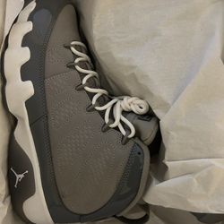 Air Jordan Retro 9 