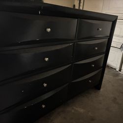 8 Drawer Dresser