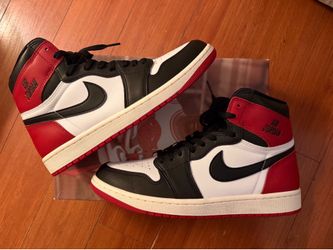 Air Jordan 1 Black Toe Reimagined size 10