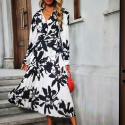 Black & White Print V-neck Midi Dress